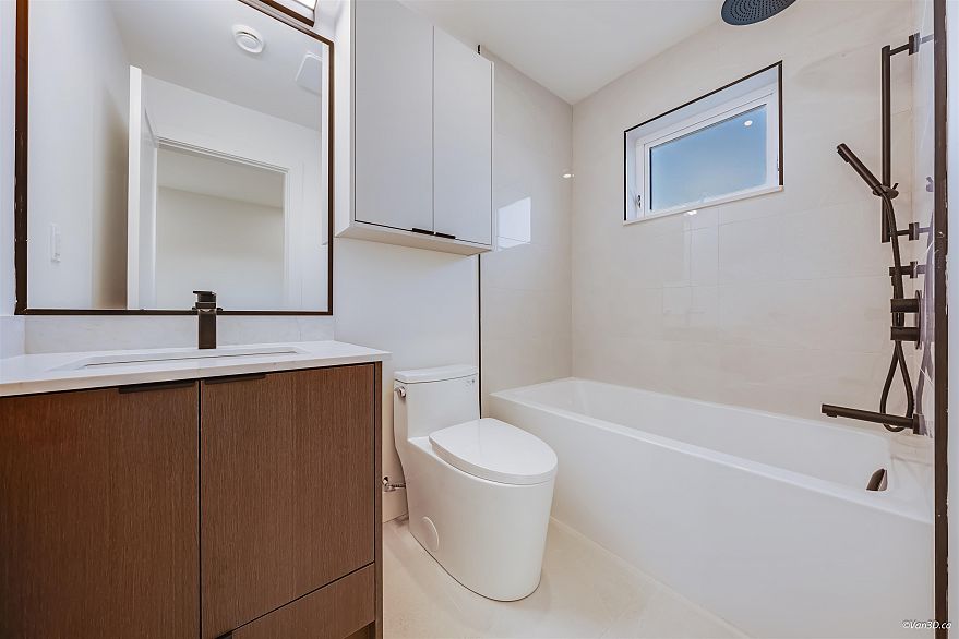 2 4211 Graveley Street