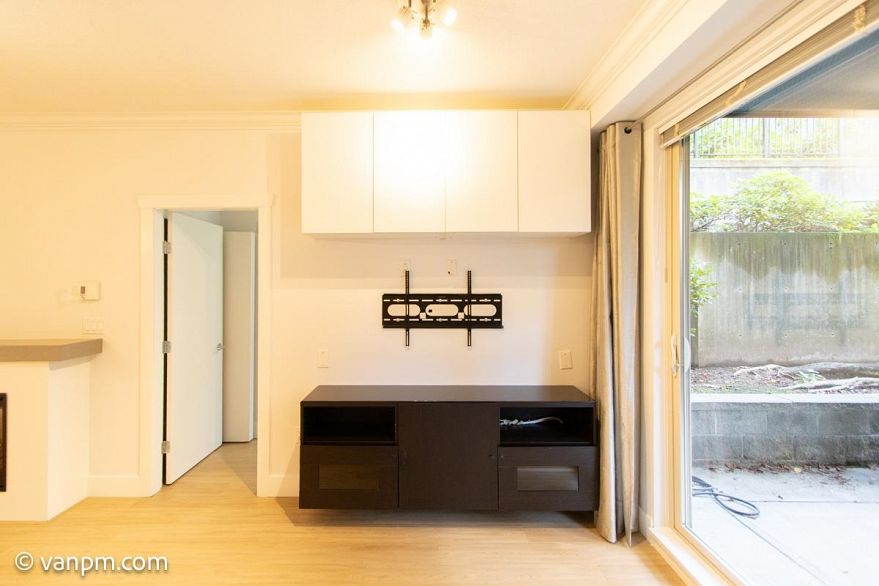 111 7478 BYRNEPARK WALK, Burnaby BC V3N 5C6