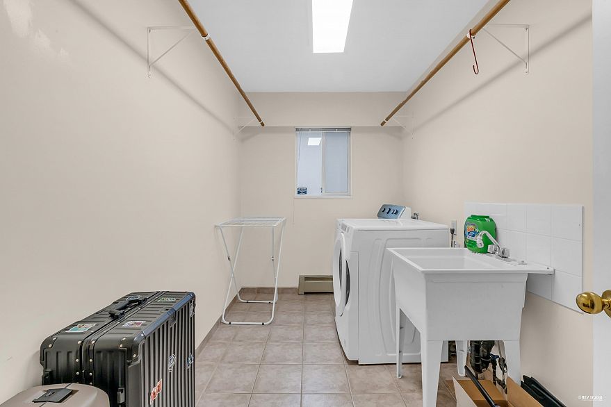 2068 Scarboro Avenue