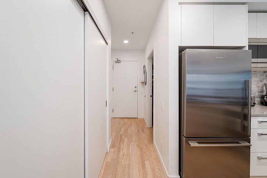 210 2468 Bayswater Street