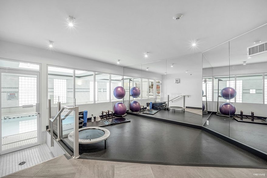 703 1323 Homer Street