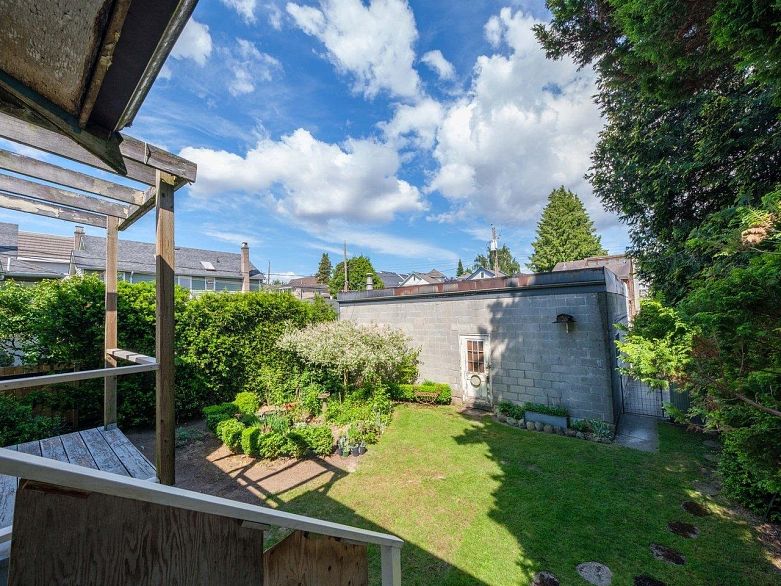 8510 Montcalm Street