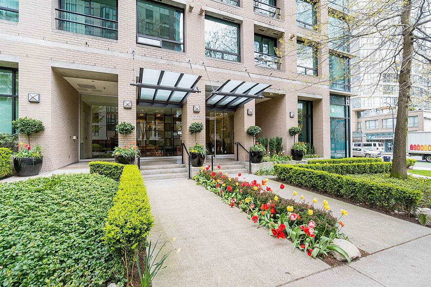 801 1003 BURNABY STREET, Vancouver BC V6E 4R7