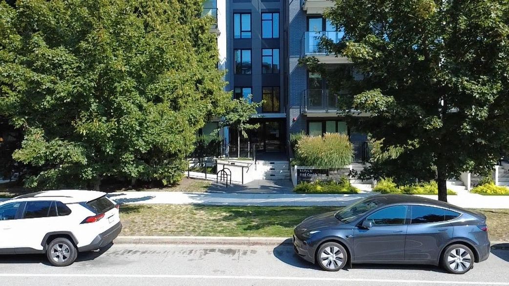 210 5168 Cambie Street