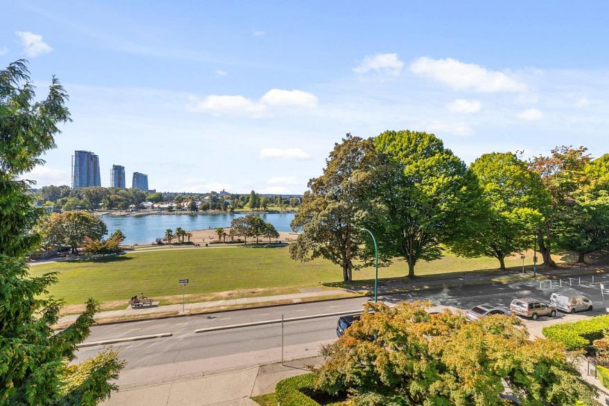 404 1233 Beach Avenue