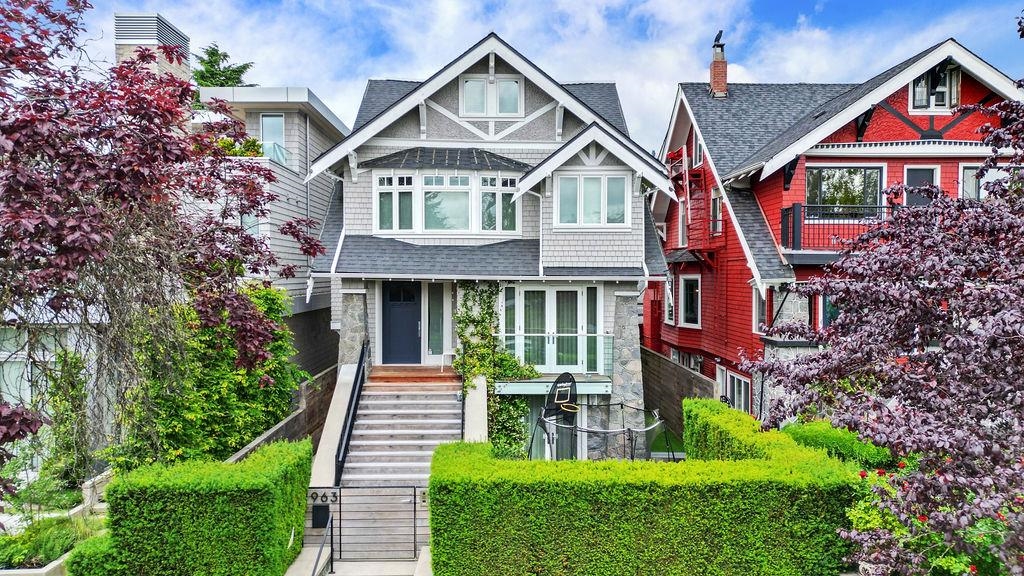 1963 Mcnicoll Avenue