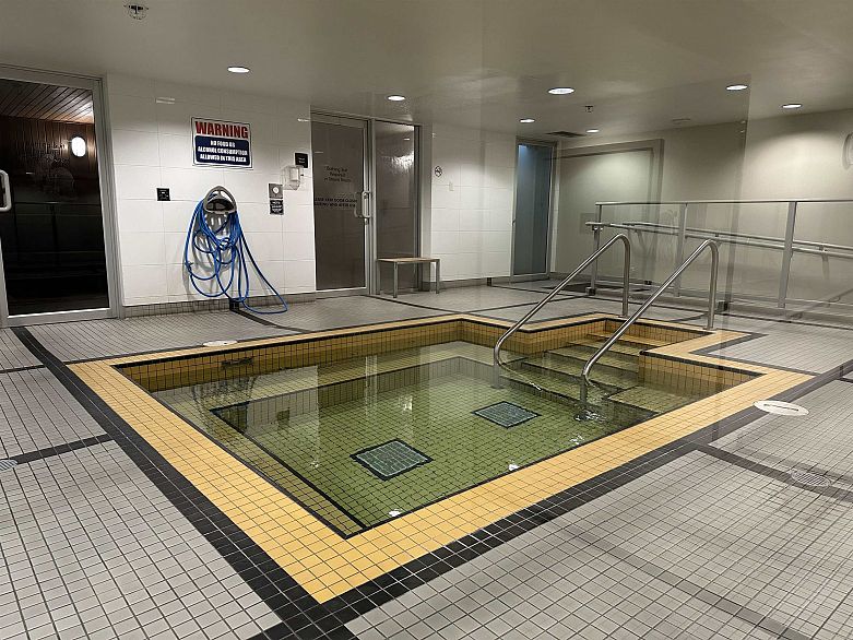 1710 788 Hamilton Street