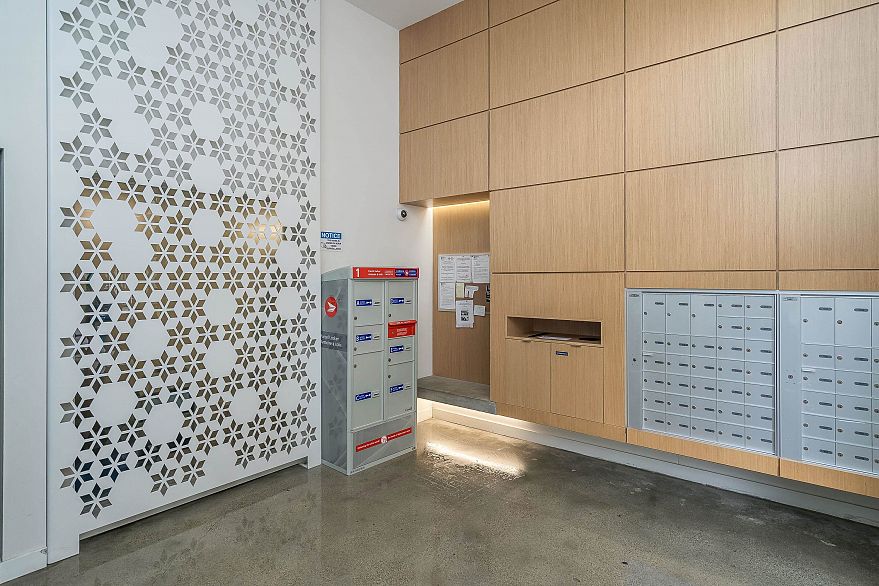 505 150 E Cordova Street