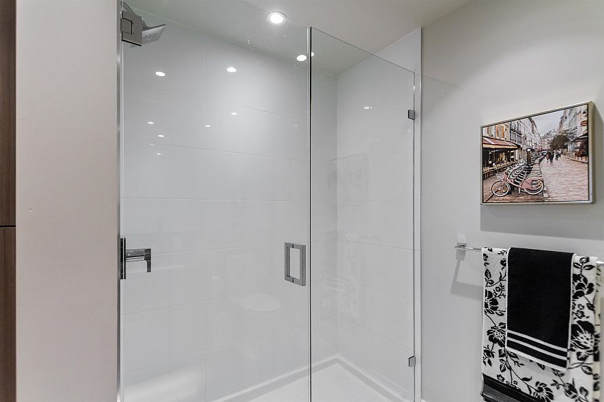 513 3588 Sawmill Crescent