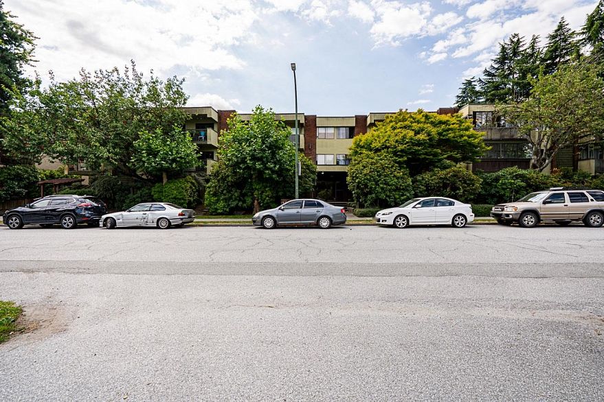 304 1420 E 7th Avenue