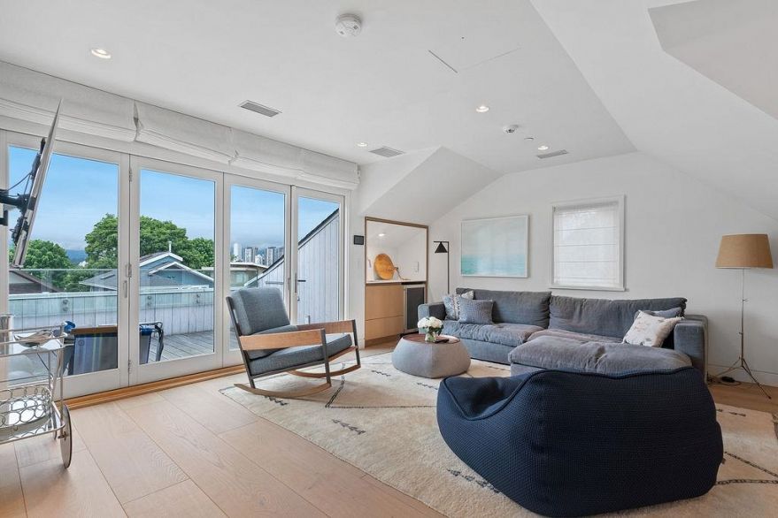 1963 Mcnicoll Avenue