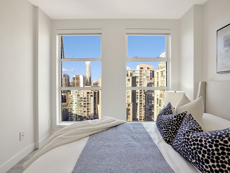 3309 939 Homer Street