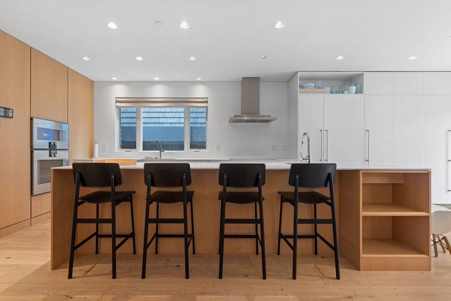 1963 Mcnicoll Avenue