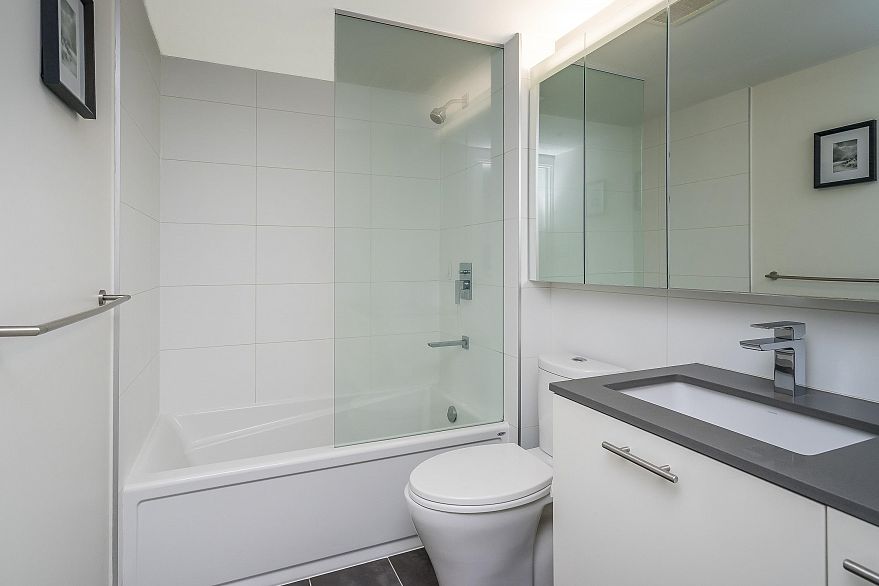 505 150 E Cordova Street