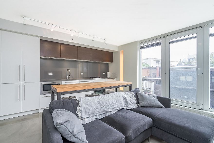 505 150 E Cordova Street