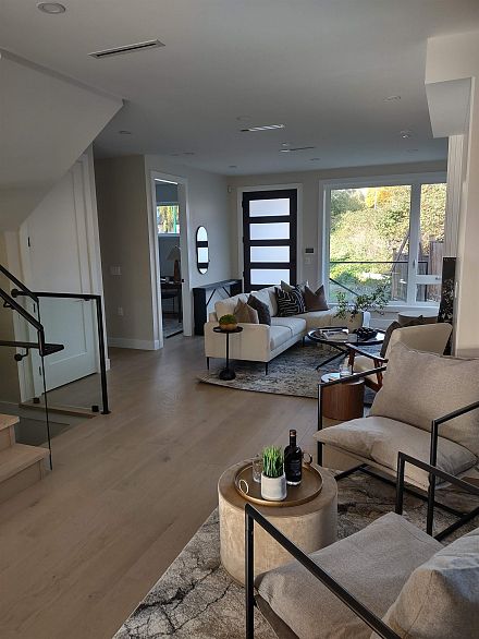 1 1706 W 68th Avenue