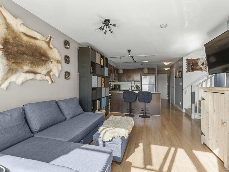 PH20 2150 E Hastings Street