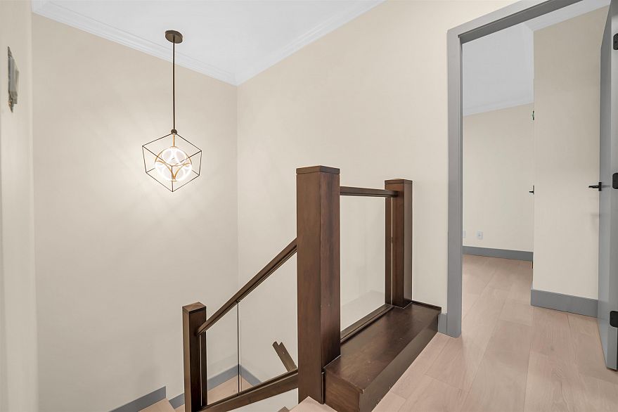 6018 Chancellor Mews