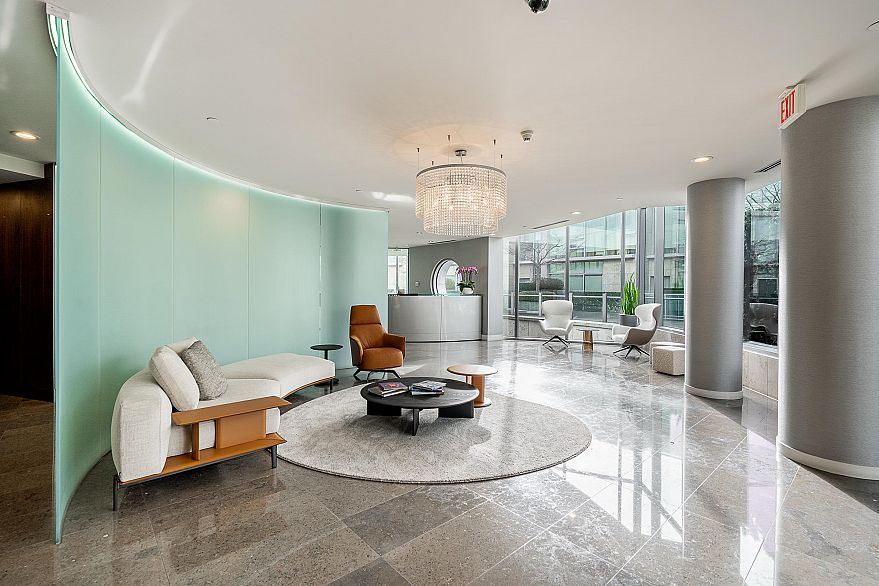 1703 1560 Homer Mews