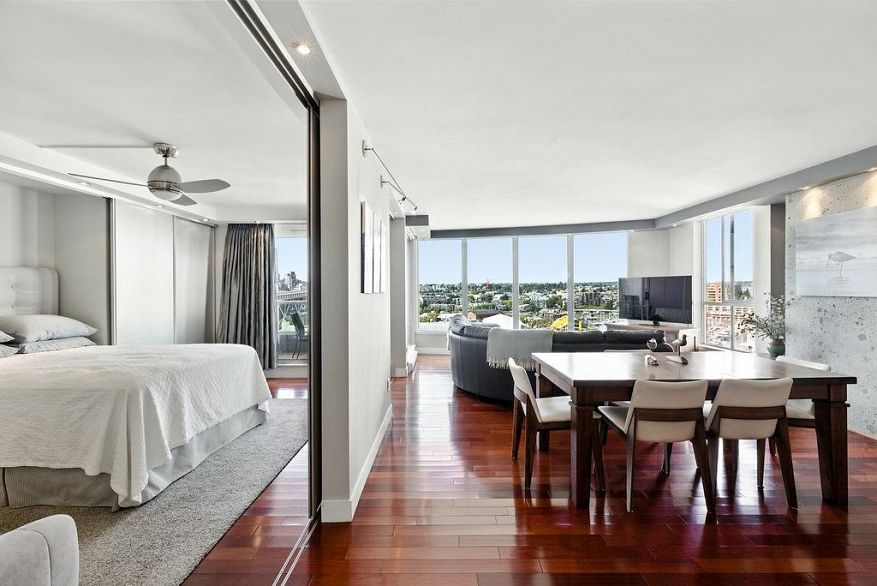 1405 1500 Howe Street