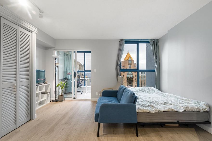 1907 1238 Seymour Street