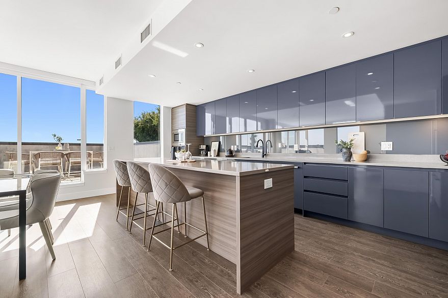 PH655 8575 Rivergrass Drive