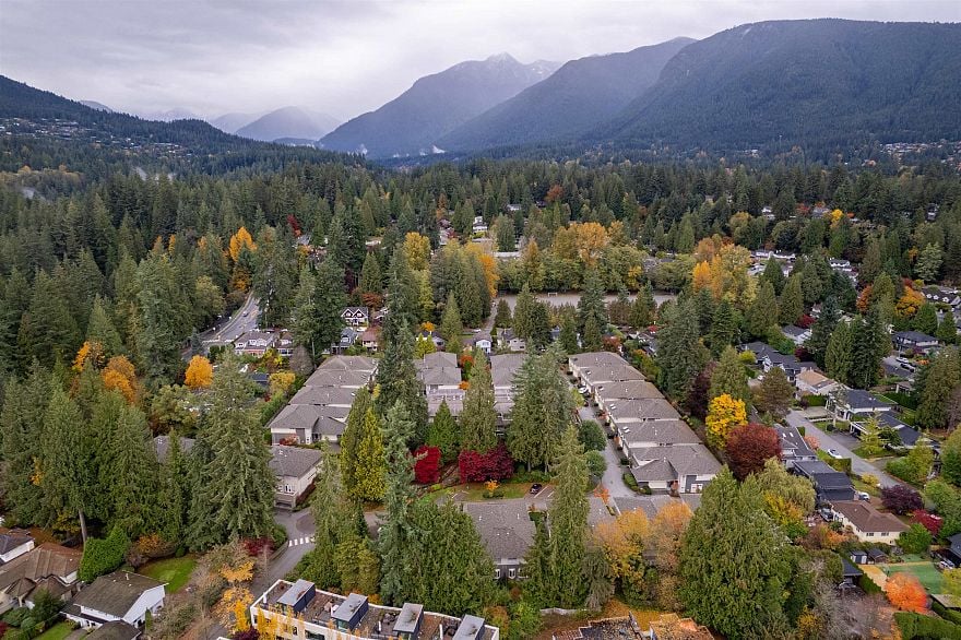 104 3750 Edgemont Boulevard