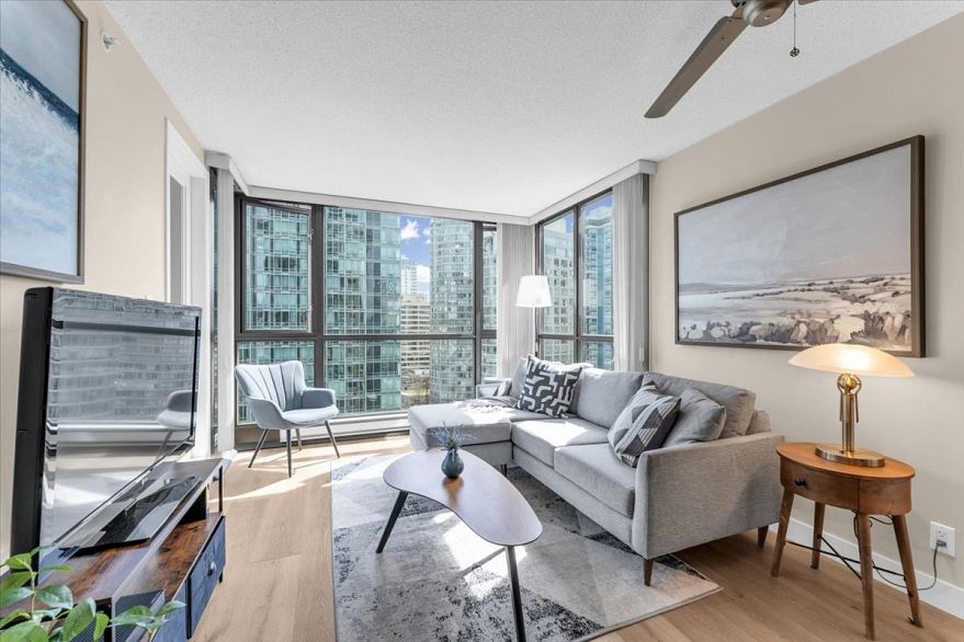 2011 1331 Alberni Street