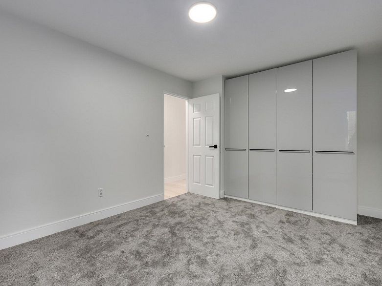 307 2255 York Avenue