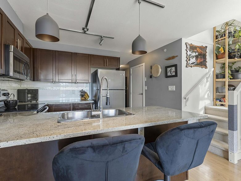 PH20 2150 E Hastings Street