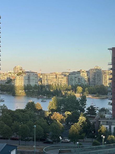 1083 87 Nelson Street