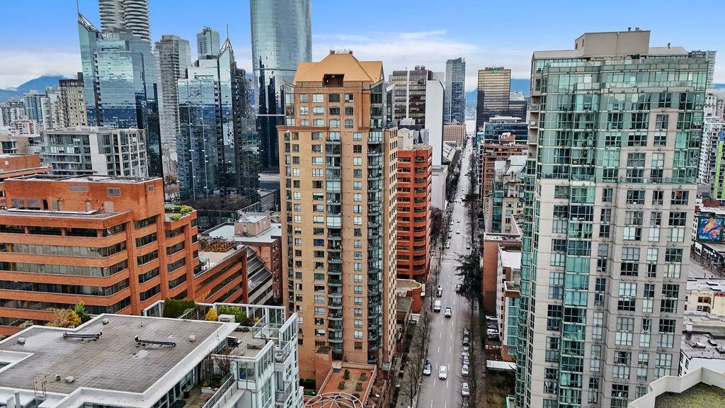 609 1189 Howe Street