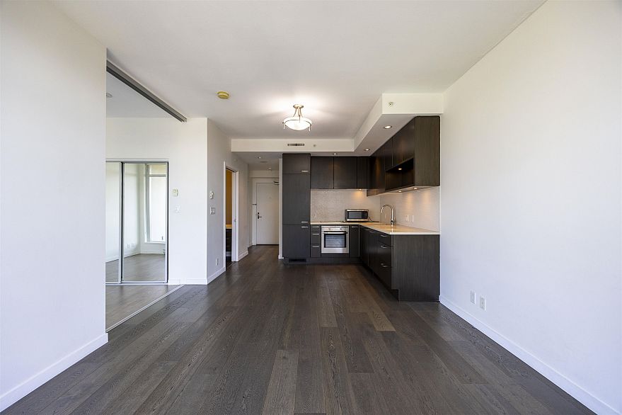 703 2550 Spruce Street