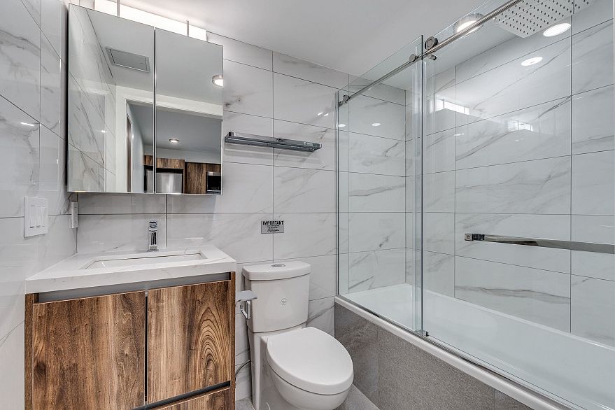 102 1168 PENDRELL STREET, Vancouver BC V6E 1L4