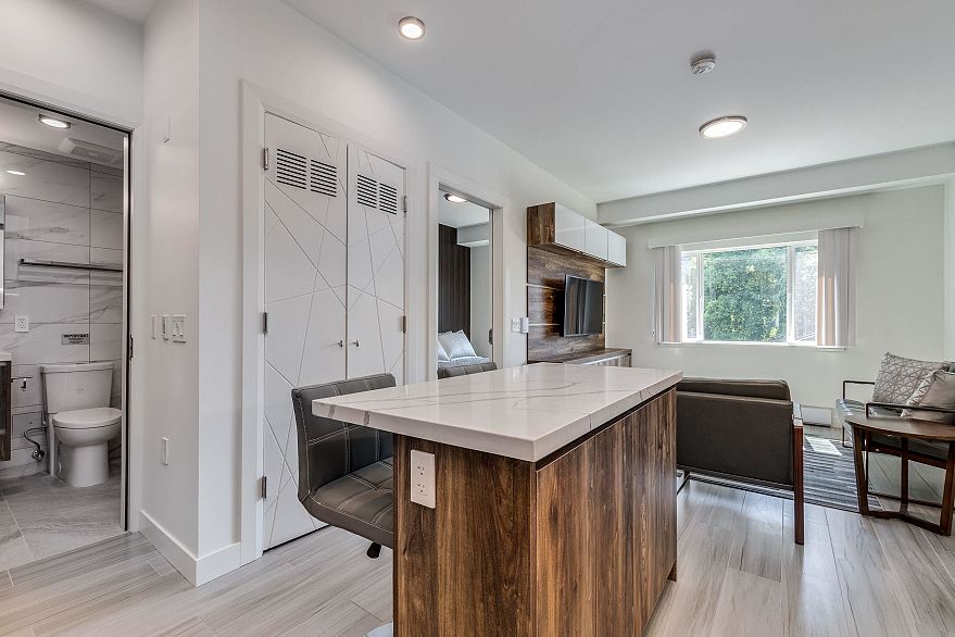 304 1168 PENDRELL STREET, Vancouver BC V6E 1L4