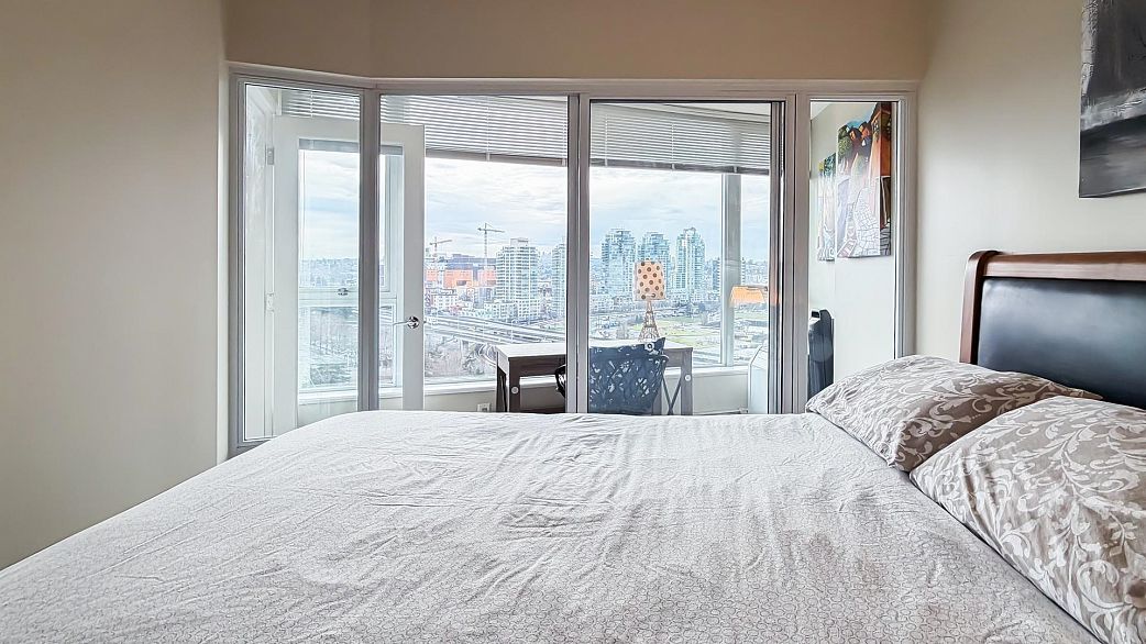 1909 688 Abbott Street