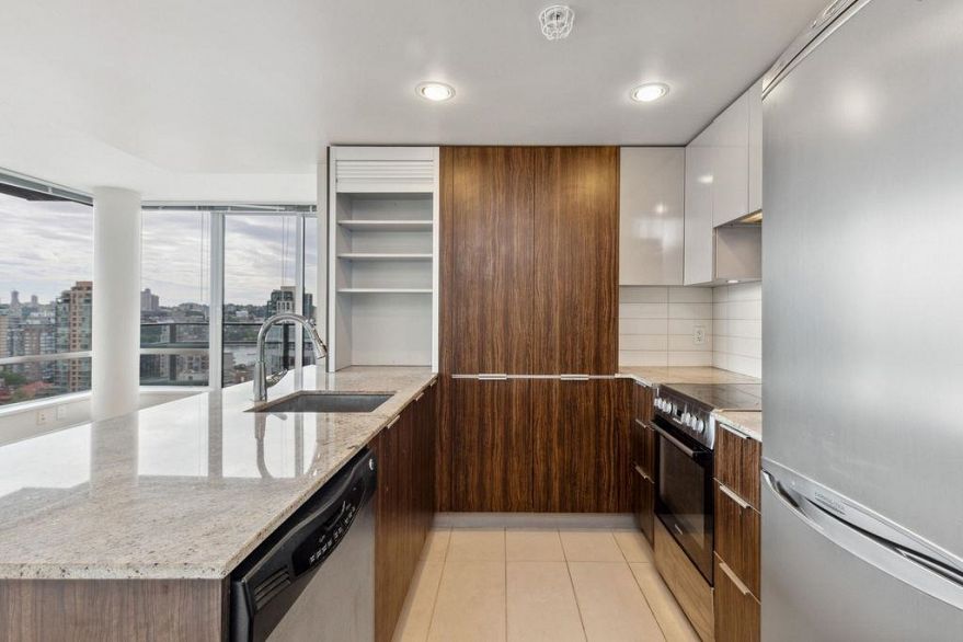 1801 1088 Richards Street