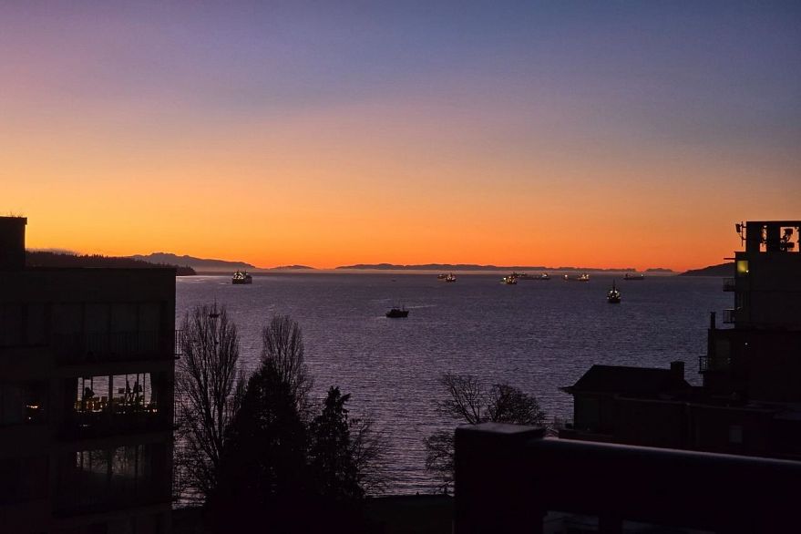 808 1330 Harwood Street