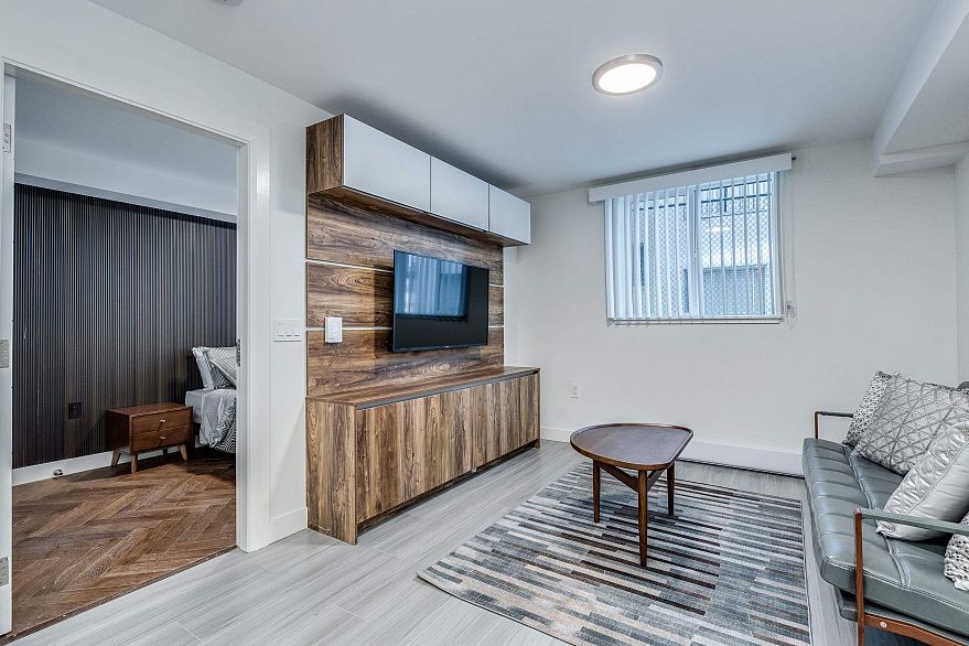 102 1168 PENDRELL STREET, Vancouver BC V6E 1L4