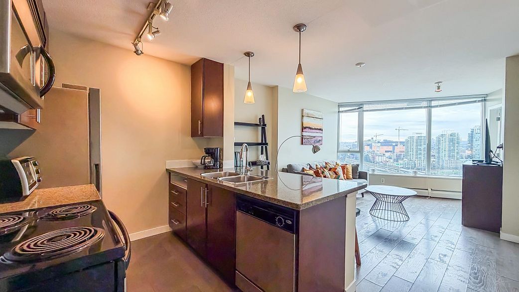 1909 688 Abbott Street