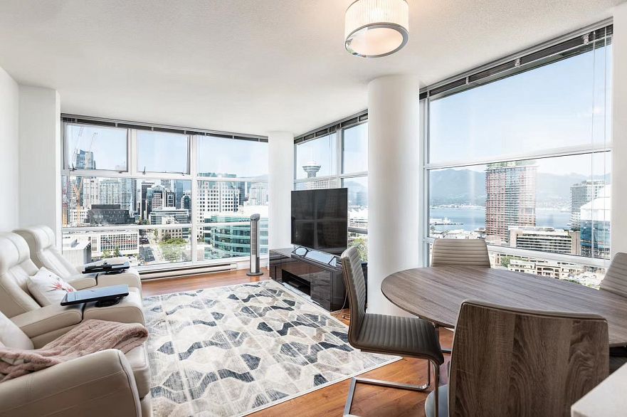 2706 602 Citadel Parade