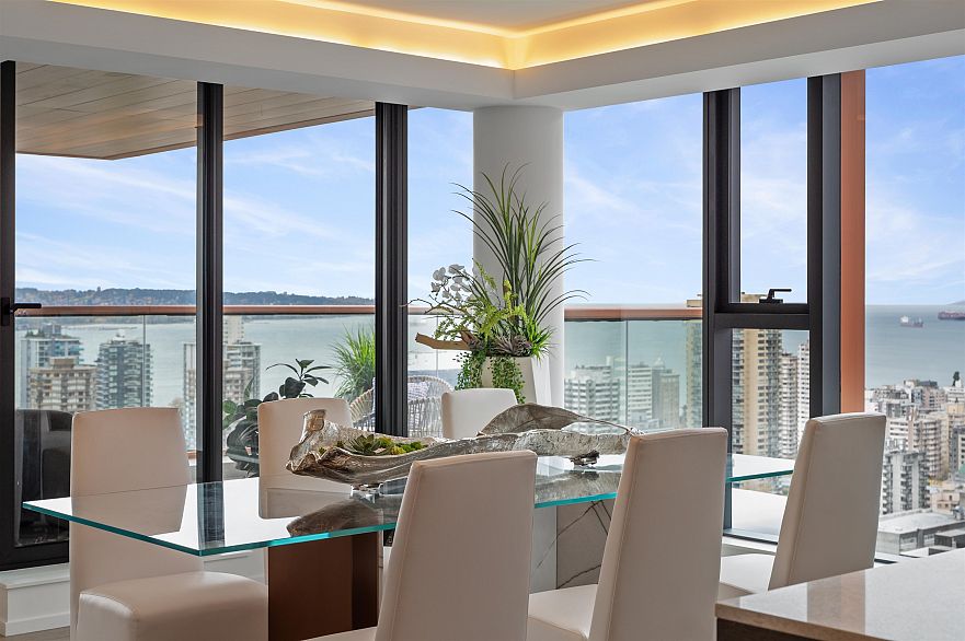 2901 1408 Robson Street