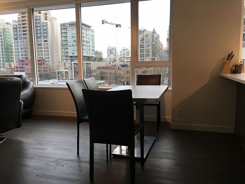 605 1009 HARWOOD STREET, Vancouver BC V6Z 1Z7