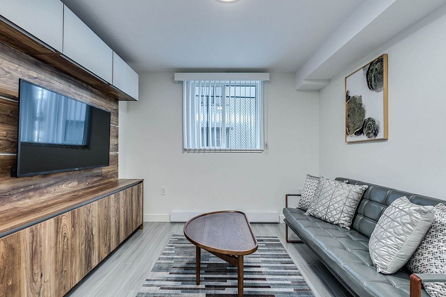 102 1168 PENDRELL STREET, Vancouver BC V6E 1L4