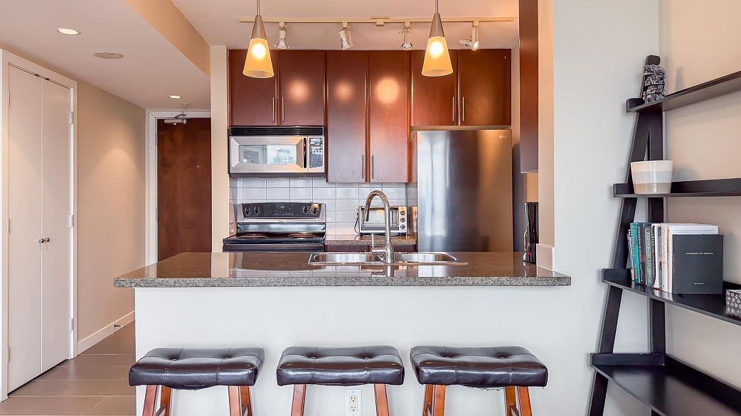 1909 688 Abbott Street