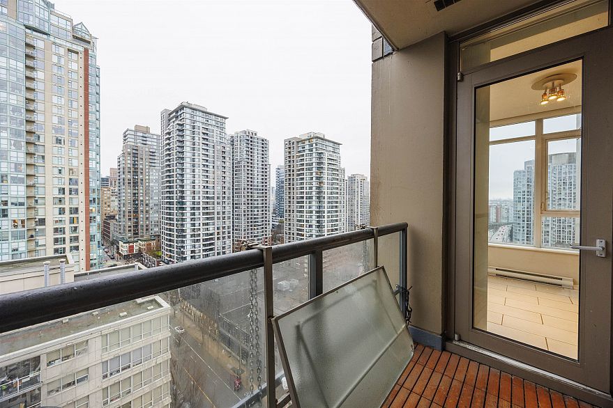 1603 1001 Homer Street