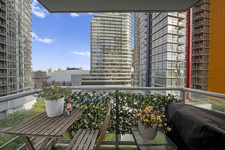 808 668 Citadel Parade