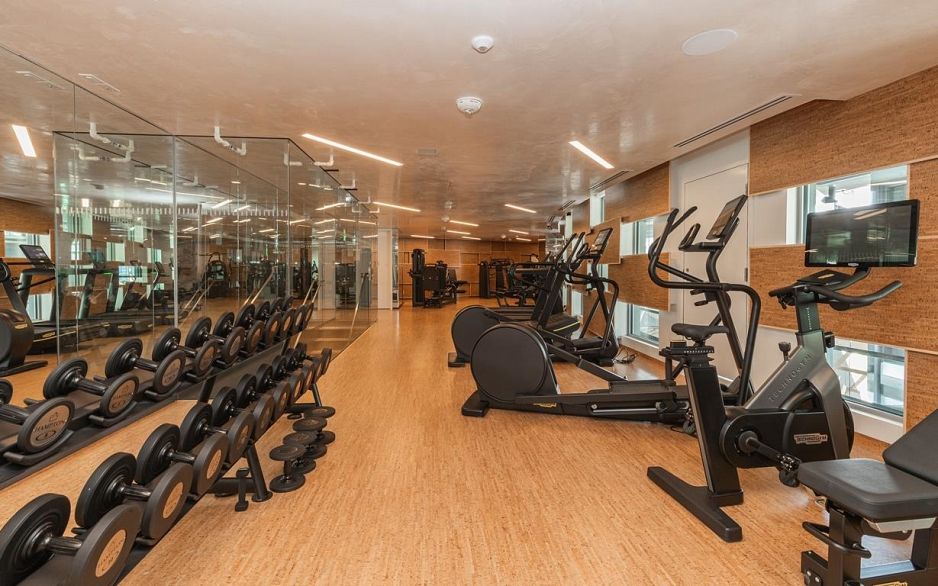 1504 1568 Alberni Street