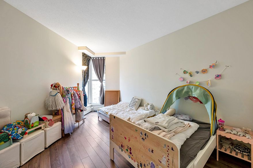 1001 1009 Expo Boulevard