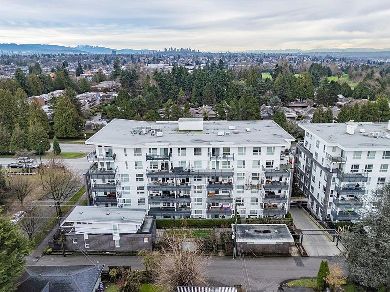 501 6633 Cambie Street